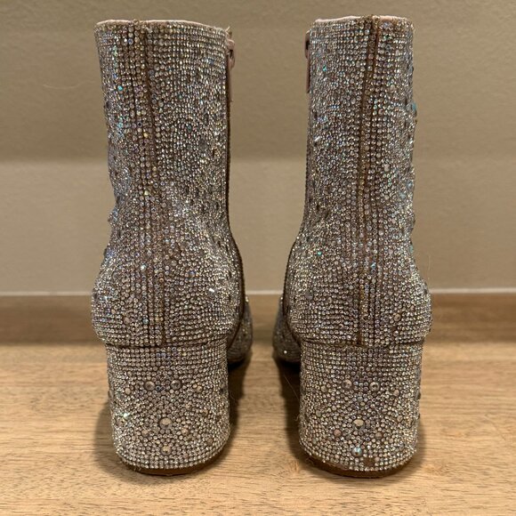 Betsey Johnson Silver Metallic Kyla Ankle Boots Size 9.5 GUC - Picture 7 of 7
